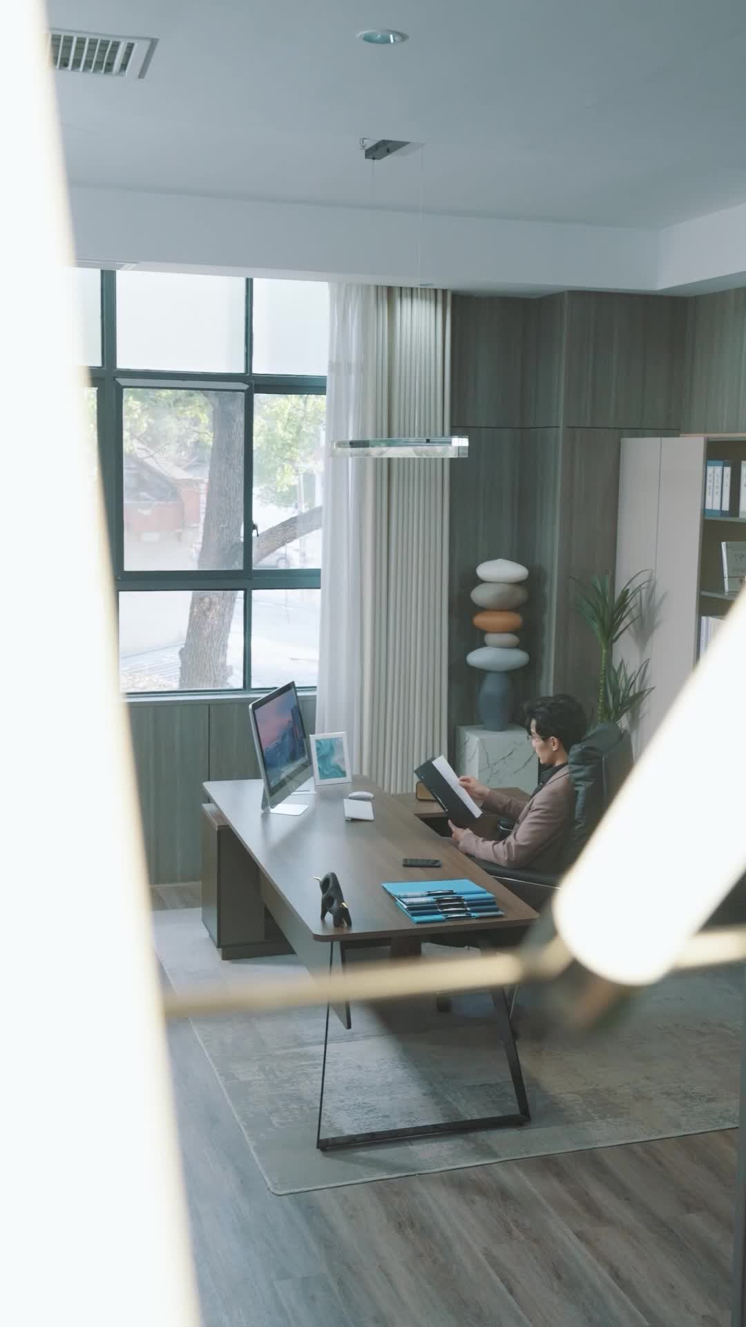 Tập 47 - Là Ai Chẳng Vướng Bụi Trần